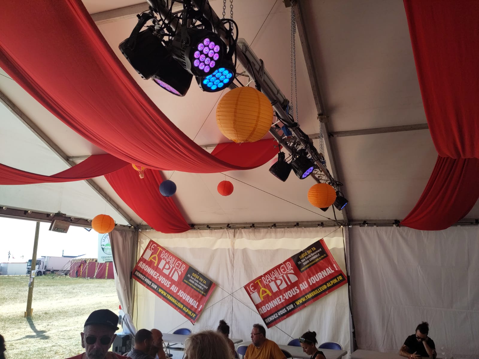 Le bar de la guinguette